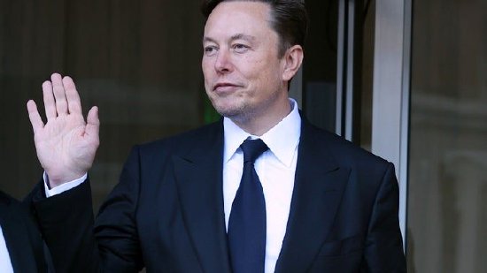 MT5平台-特斯拉要求将马斯克薪酬案原告律师费从56亿美元减至1360万美元